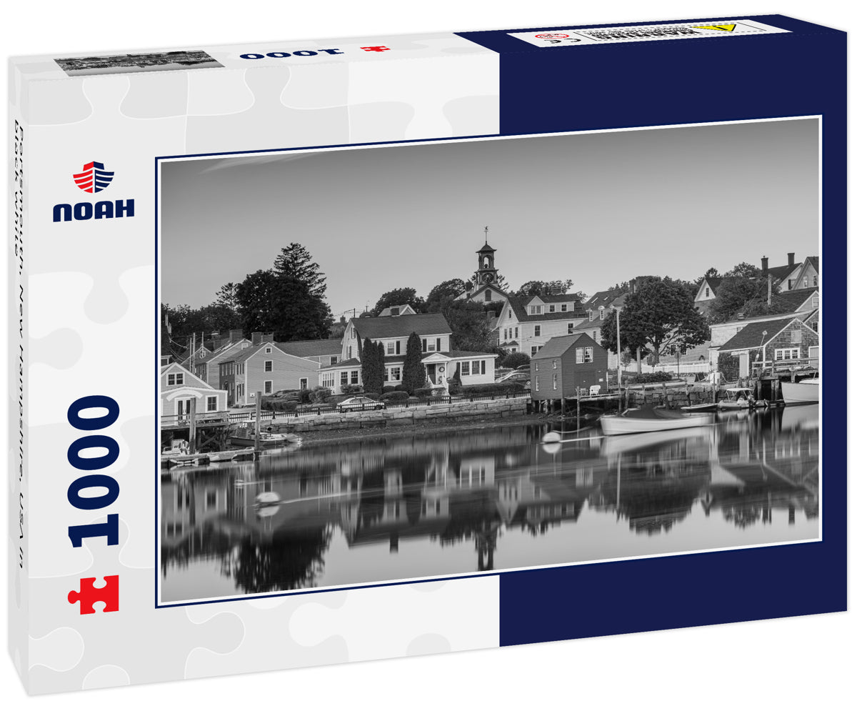 Portsmouth, New Hampshire, USA in black white