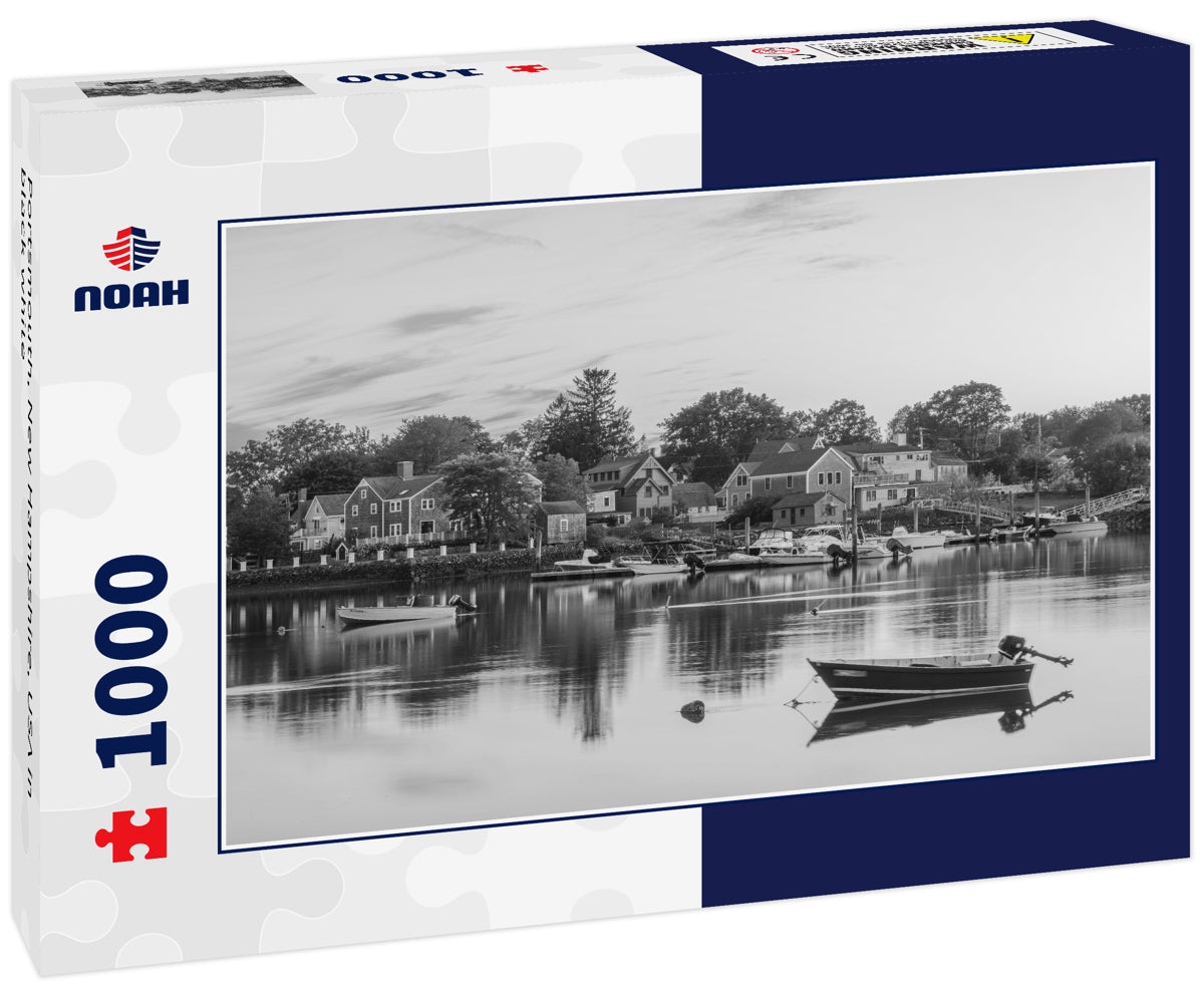 Portsmouth, New Hampshire, USA in black white