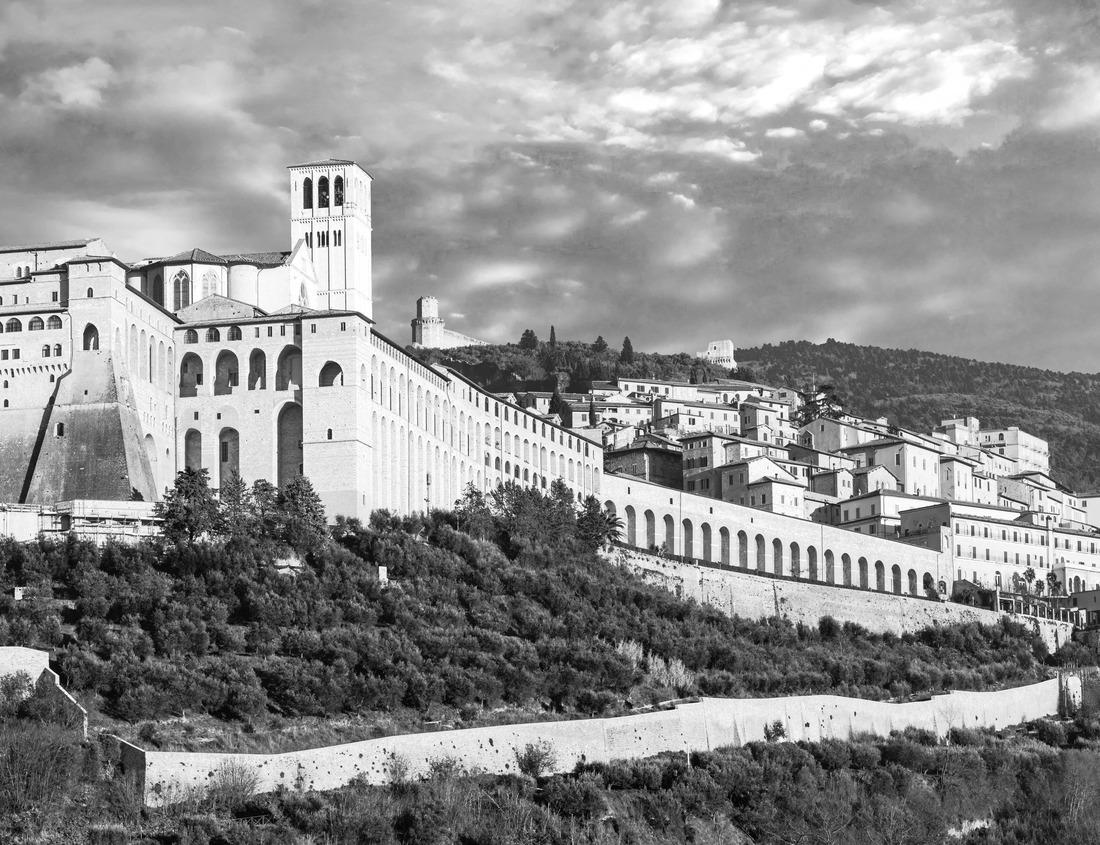 Noah Jigsaw Puzzle Kyoto, Japan cityscape at Kyoto Tower in black white 1000 pieces