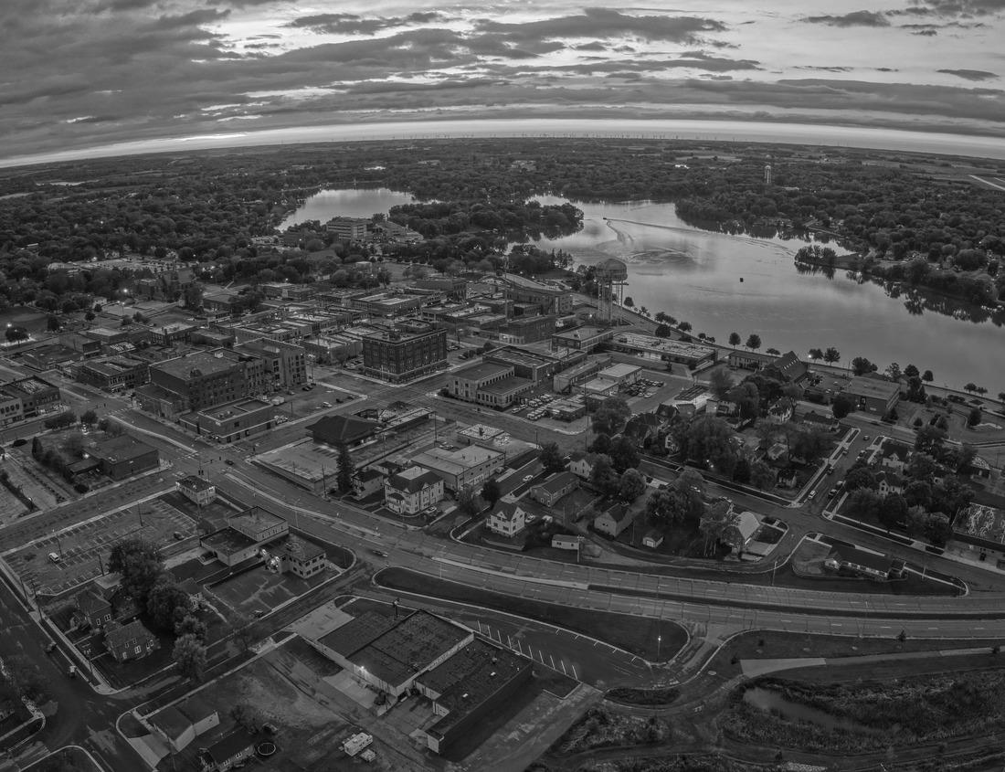 Noah Jigsaw Puzzle Aztec Ruins National Monument on Ruins Road in Aztec, New Mexico in black white 1000 pieces