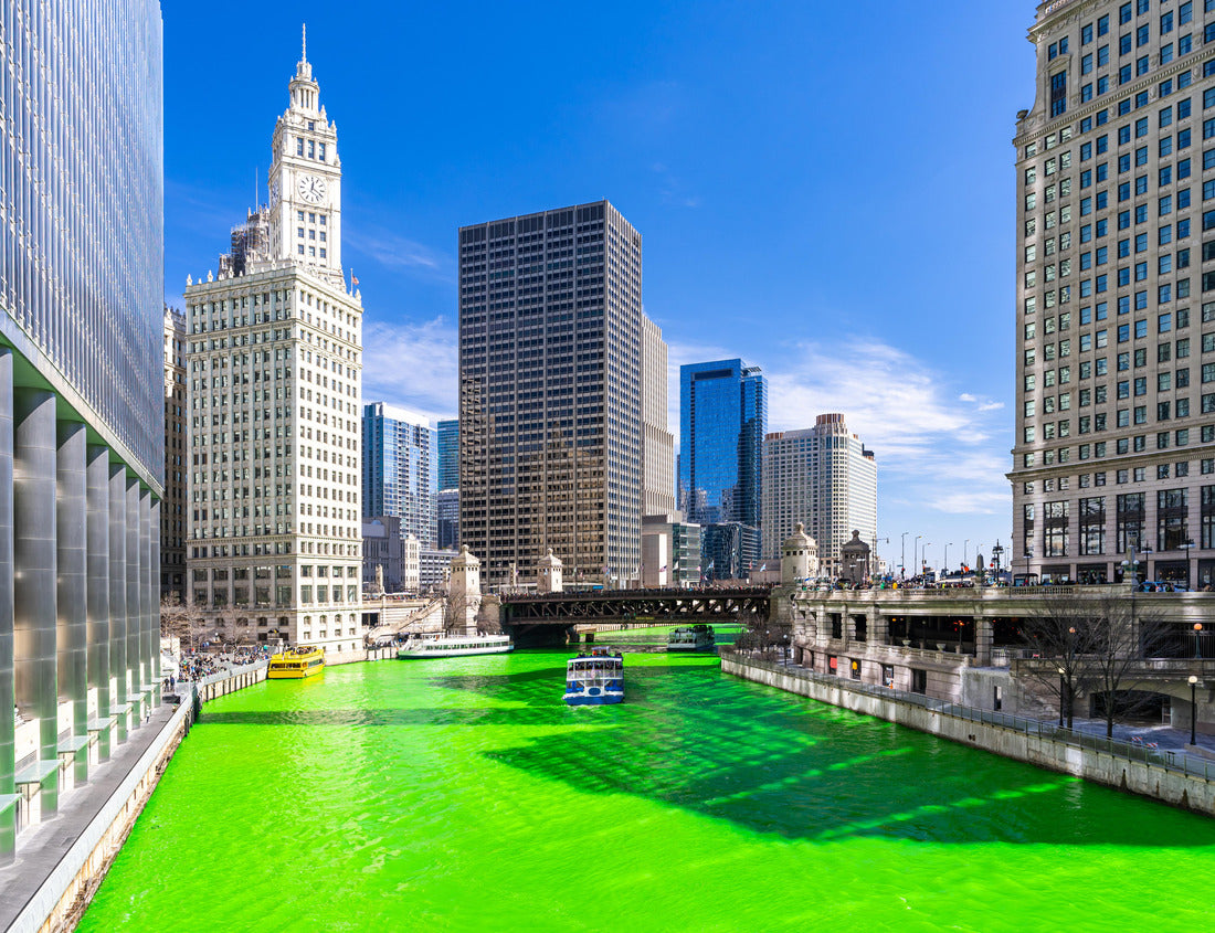 Noah Jigsaw Puzzle Chicago Skylines buildings along the green coloring Chicago River at the St. Patrick Day Festival in Chicago Downtown IL USA 1000 pieces