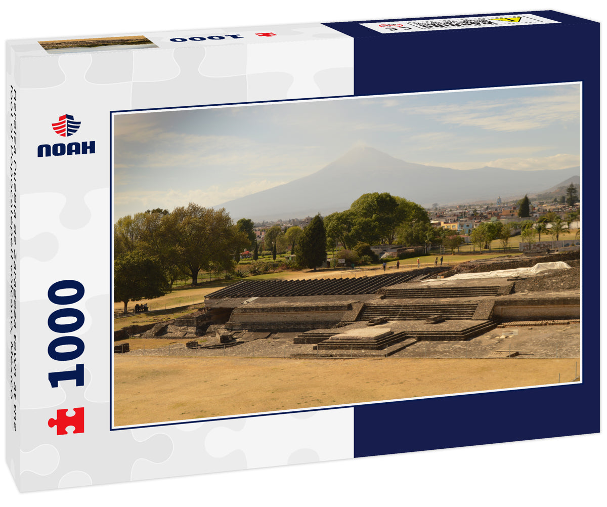 Heroica Puebla de Zaragoza town at the foot of Popocatepetl volcano, Mexico