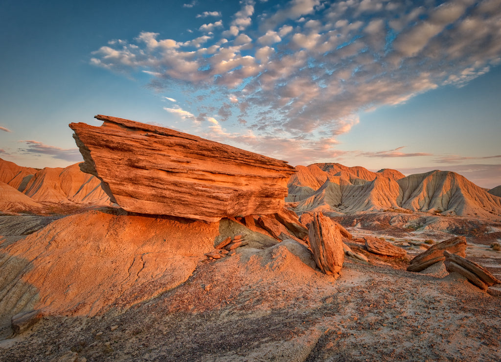 Sunrise at Toadstool Geologic Park, northwestern Nebraska