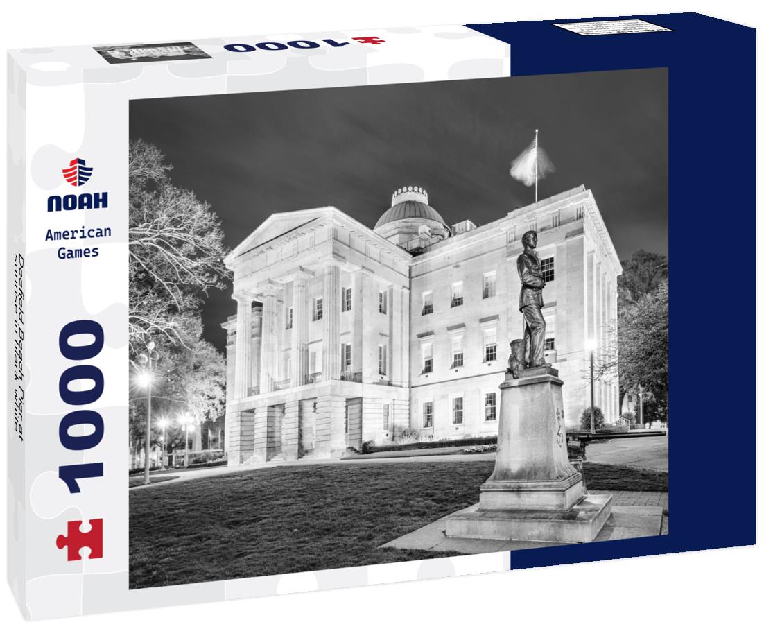 Noah Jigsaw Puzzle Deefield Beach Pier at sunrise in black white 1000 pieces