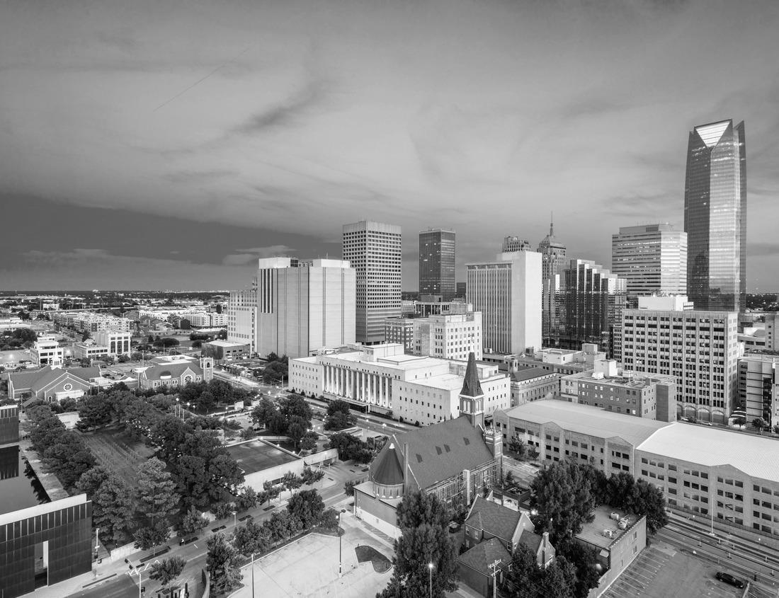 Noah Jigsaw Puzzle Charlotte, North Carolina, USA uptown cityscape in black white 1000 pieces
