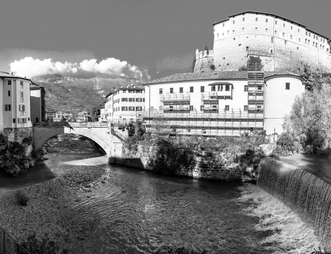 Noah Jigsaw Puzzle Charleston, South Carolina, USA skyline over the Ashley River in black white 1000 pieces