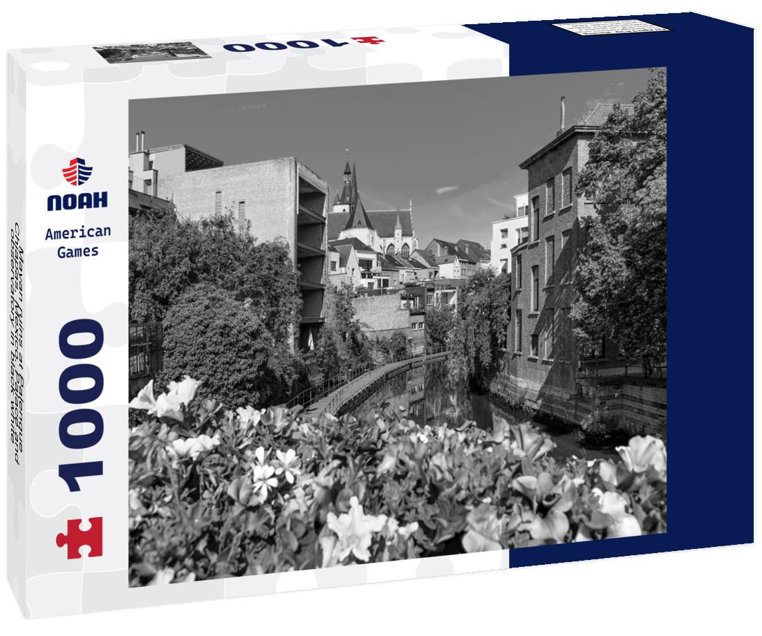 Noah Jigsaw Puzzle Mayan ruins at Palenque, Chiapas, Mexico. Palace and observatory in black white 1000 pieces