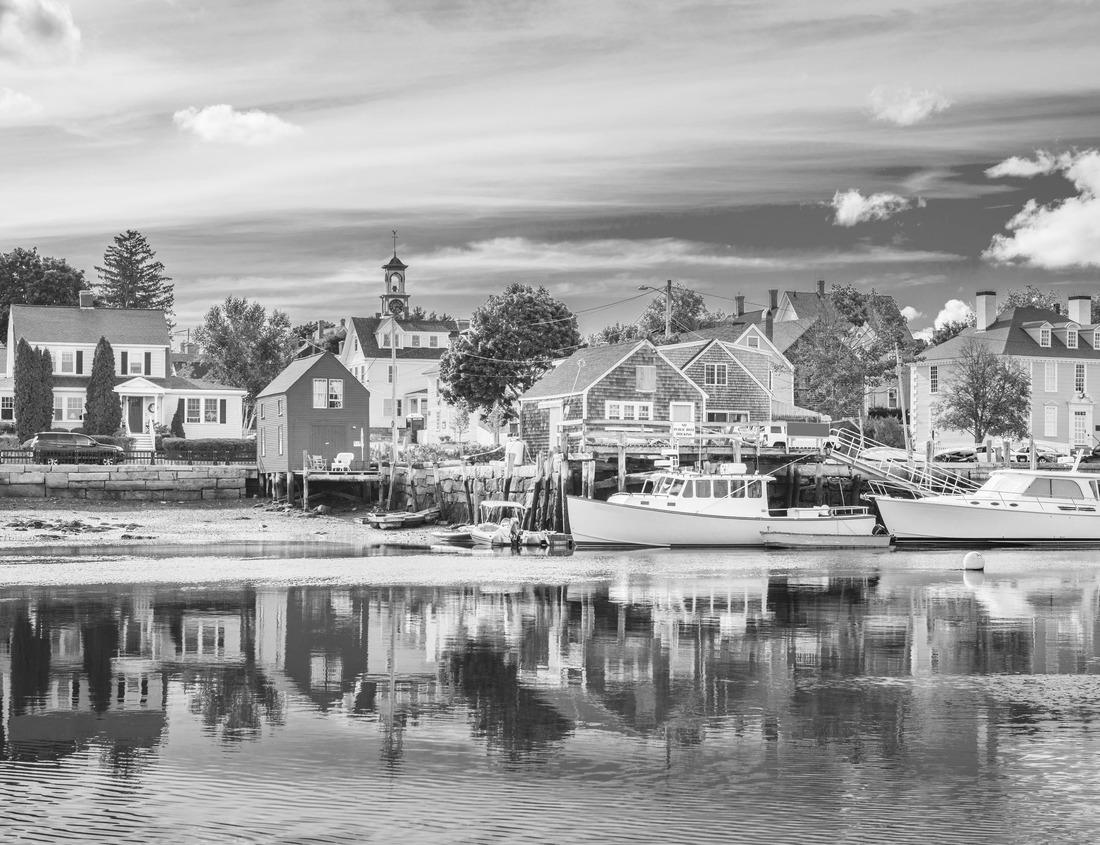 Noah Jigsaw Puzzle Kornhaus, Rorschach, St. Gallen, Switzerland in black white 1000 pieces