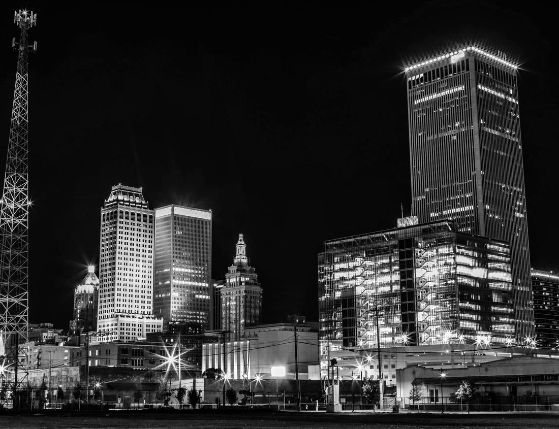 Noah Jigsaw Puzzle Citta di Castello (Umbrien) Piazza Matteotti in black white 1000 pieces