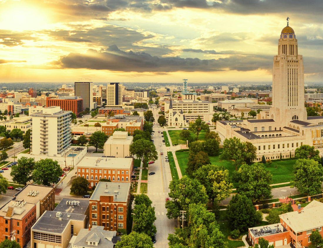 Noah Jigsaw Puzzle Lincoln, Nebraska under a dramatic sunset. Lincoln is the capital city of the U.S. state of Nebraska and the county seat of Lancaster County 1000 pieces