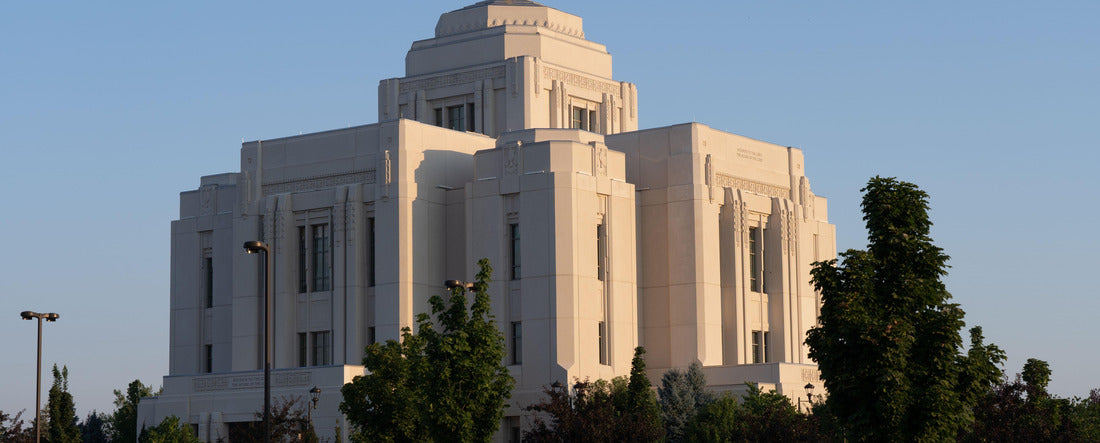 Meridian Idaho Temple at sunrise 2000pc Panoramic Puzzle