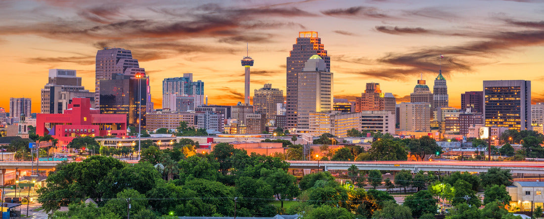 San Antonio, Texas, USA downtown skyline 2000pc Panoramic Puzzle