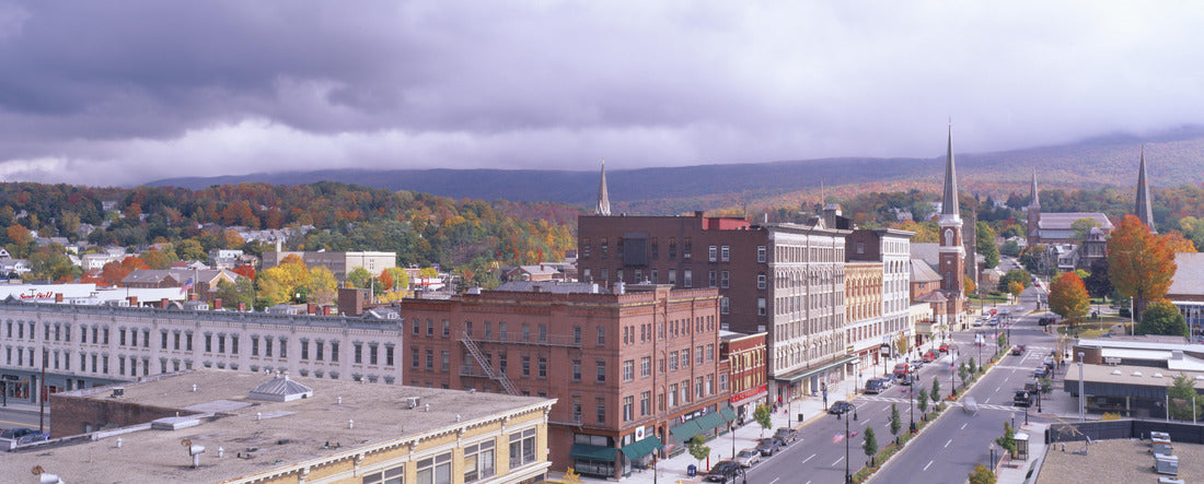 Main Street USA, North Adams, Massachusetts 2000pc Panoramic Puzzle