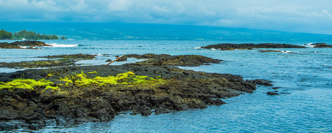 Lava shoreline in Keaukaha Beach Park, Hilo 2000pc Panoramic Puzzle