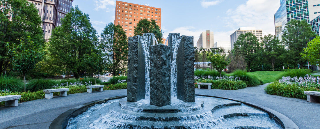 Mellon Green Park in Pittsburgh, Pennsylvania 2000pc Panoramic Puzzle