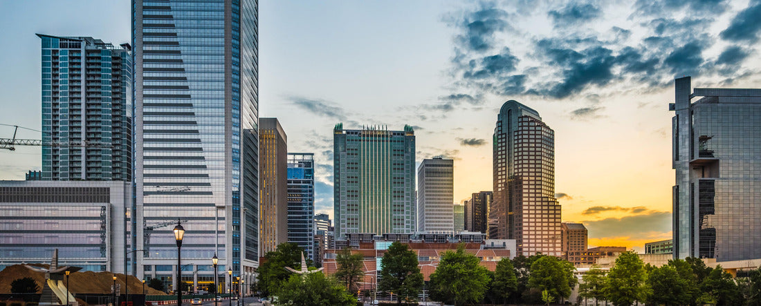 Skyline of Charlotte, North Carolina at sunrise 2000pc Panoramic Puzzle