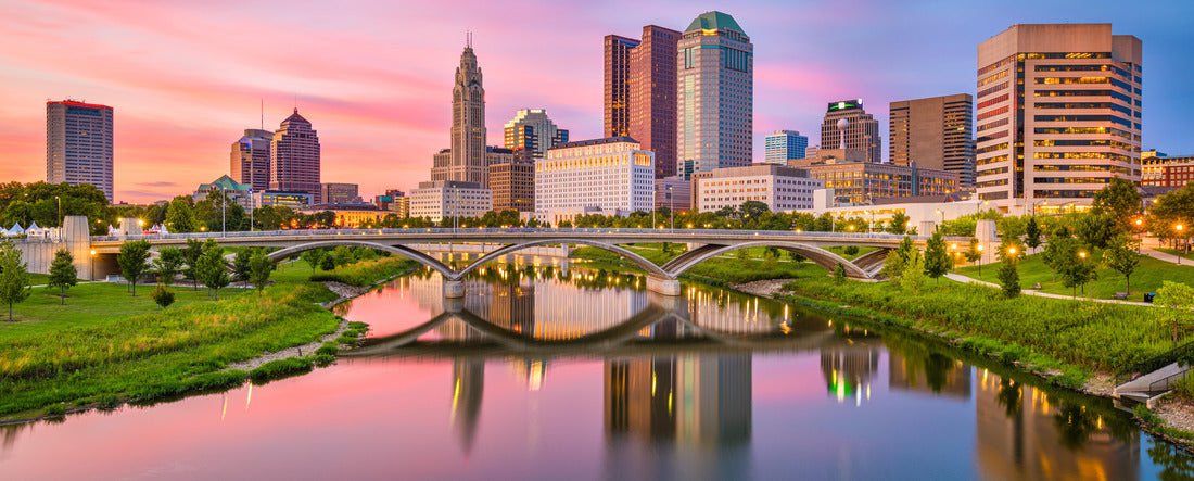 Columbus, Ohio, USA skyline on the river at dawn 2000pc Panoramic Puzzle