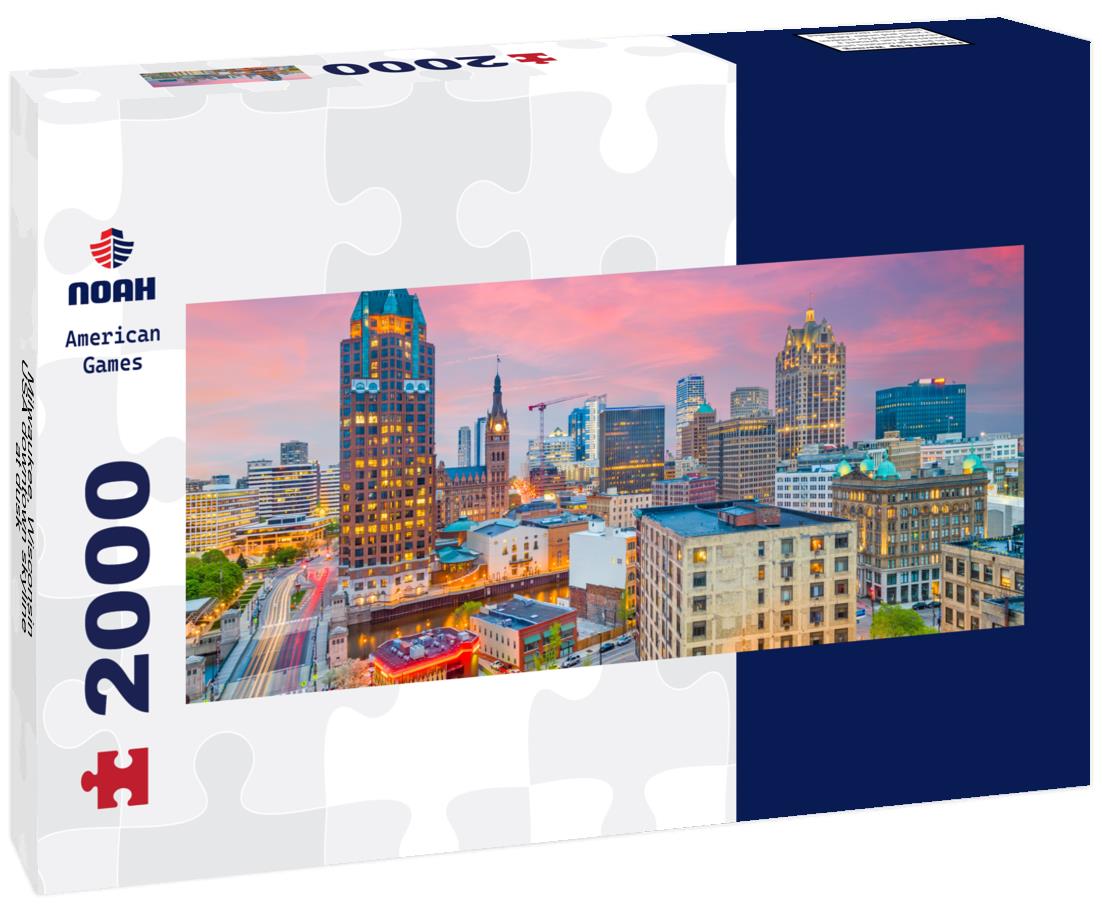 Milwaukee, Wisconsin, USA downtown skyline at dusk 2000pc Panoramic Puzzle