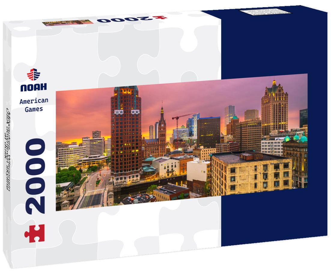 Milwaukee, WIsconsin, USA downtown skyline at dusk 2000pc Panoramic Puzzle