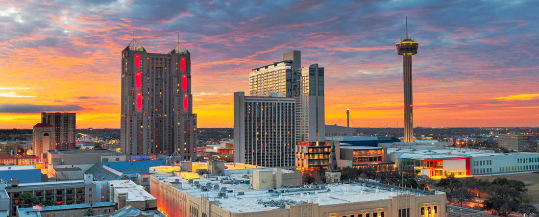 San Antonio, Texas, USA Skyline from above at dawn 2000pc Panoramic Puzzle