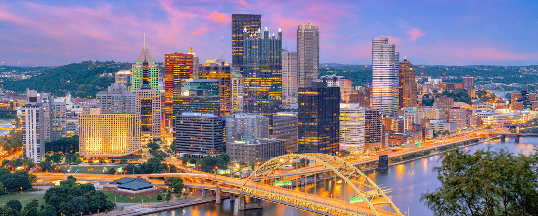 Pittsburgh, Pennsylvania, USA city skyline at dusk 2000pc Panoramic Puzzle