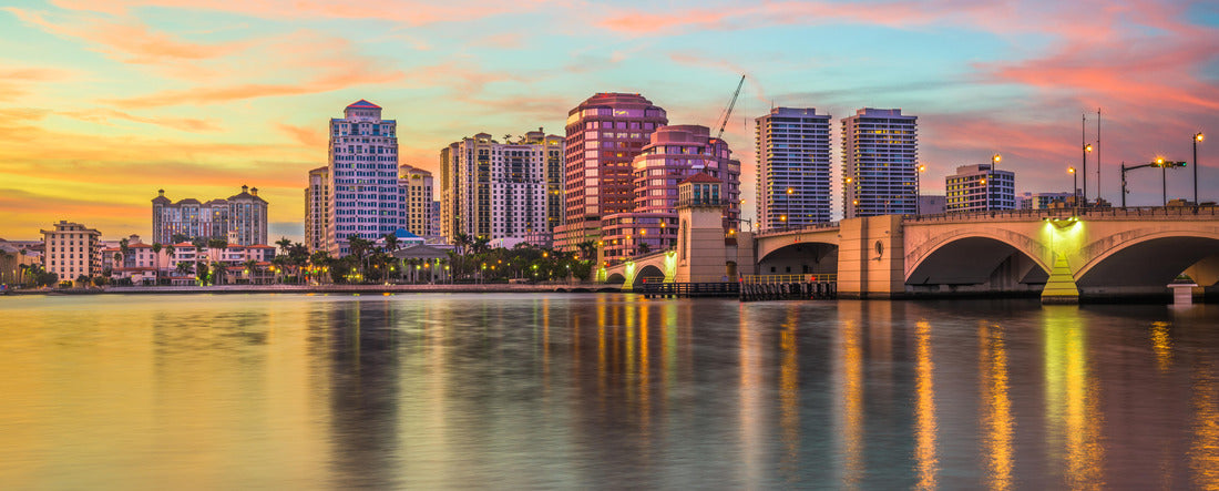 Noah Jigsaw Puzzle West Palm Beach, Florida, USA Downtown skyline at dusk panorama 2000 pieces