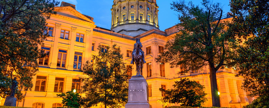 Georgia State Capitol Building in Atlanta, Georgia, USA 2000pc Panoramic Puzzle