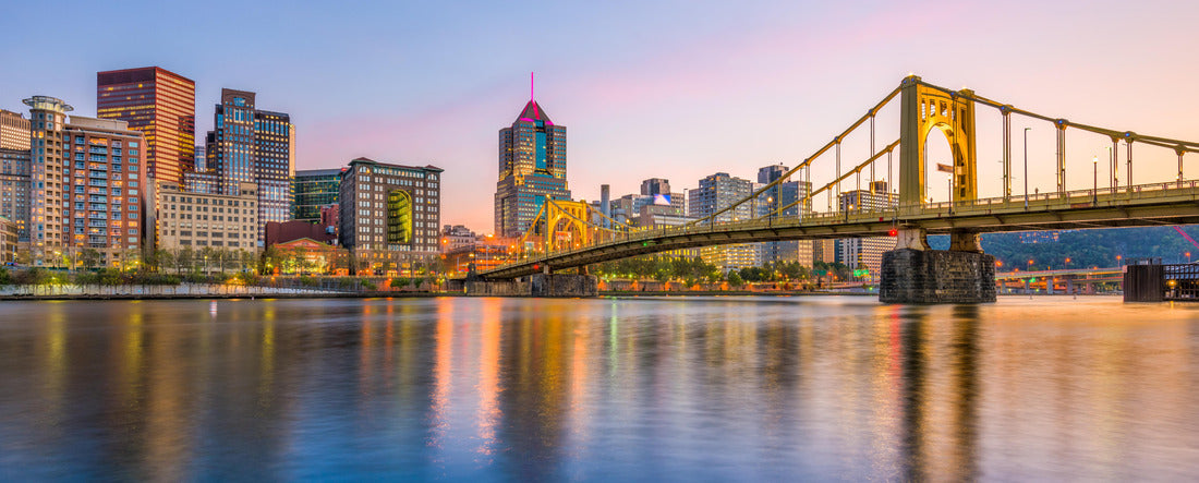 Pittsburgh, Pennsylvania, USA city skyline on the river 2000pc Panoramic Puzzle