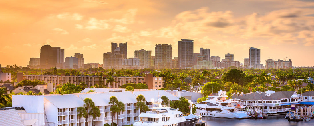 Fort Lauderdale, Florida, USA skyline and river at dusk 2000pc Panoramic Puzzle