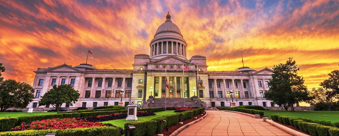 Little Rock, Arkansas, USA from the state capitol at dusk 2000pc Panoramic Puzzle