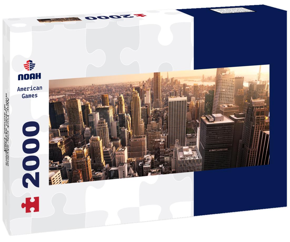 New York City skyline with urban skyscrapers at sunset, USA 2000pc Panoramic Puzzle
