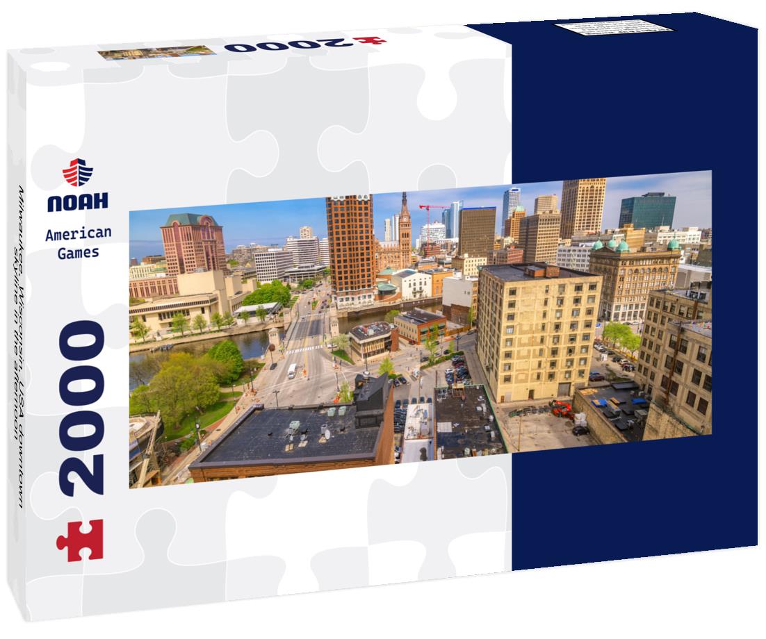 Milwaukee, Wisconsin, USA downtown skyline in the afternoon 2000pc Panoramic Puzzle