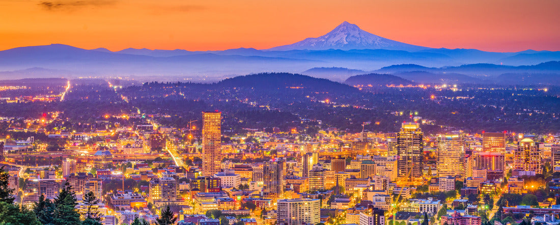 Portland, Oregon, USA downtown skyline with Mt. Hood at dawn 2000pc Panoramic Puzzle