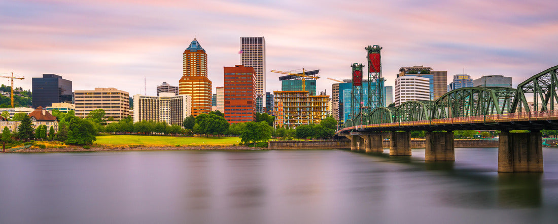 Portland, Oregon, USA skyline at dusk on the Willamette River 2000pc Panoramic Puzzle