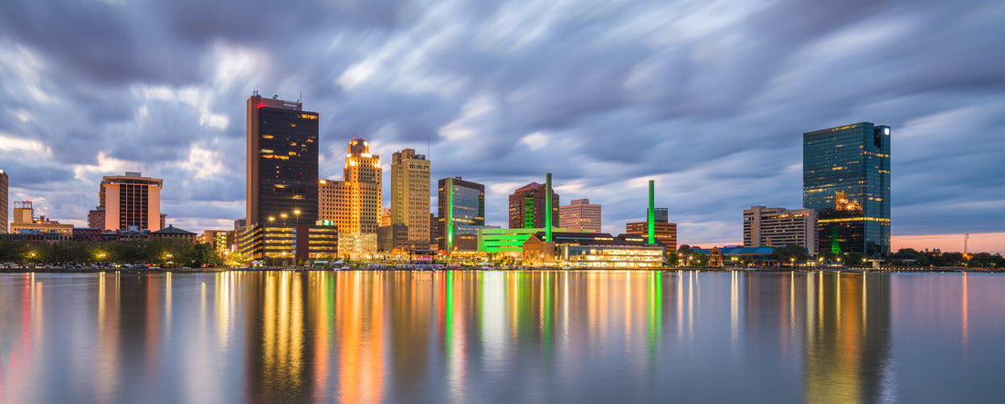 Toledo, Ohio, USA downtown skyline on the Maumee River at dusk 2000pc Panoramic Puzzle