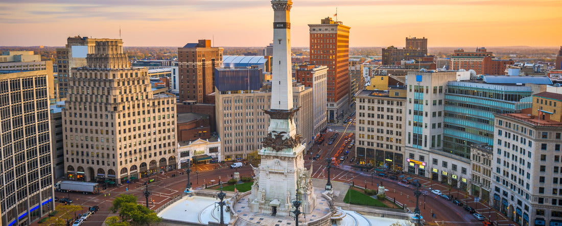 Indianapolis, Indiana, USA skyline over Monument Circle at dusk 2000pc Panoramic Puzzle