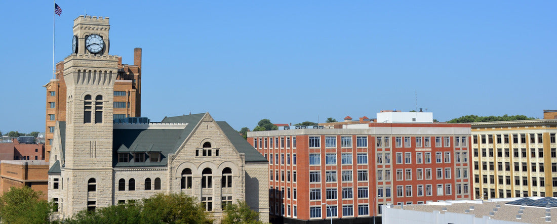 Noah Jigsaw Puzzle View of the city hall and buildings of downtown Sioux City, Iowa panorama 2000 pieces