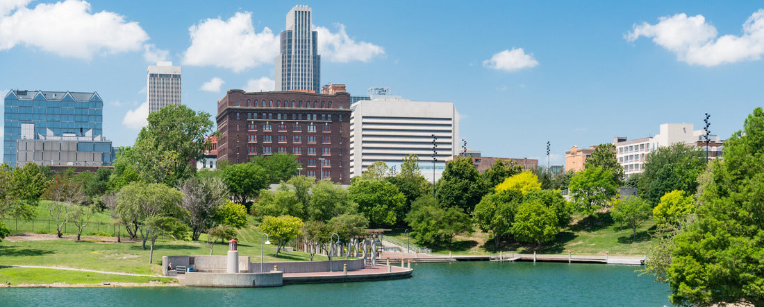 City skyline of Omaha Nebraska from the Heartland of America Park 2000pc Panoramic Puzzle