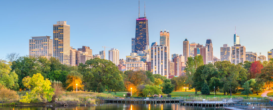 Chicago, Illinois, USA Downtown skyline from Lincoln Park at dusk 2000pc Panoramic Puzzle
