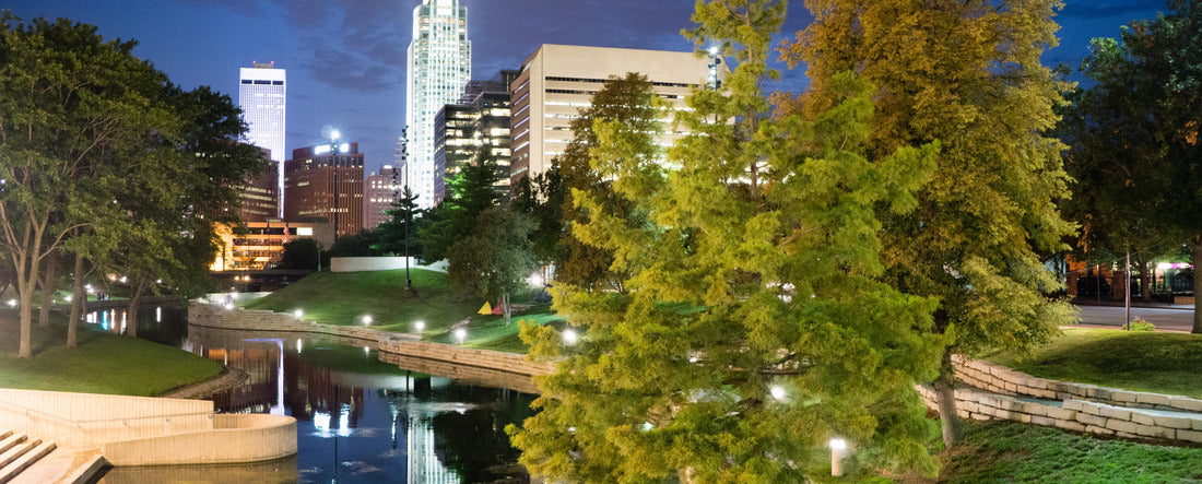 City features park waterfront downtown city skyline Omaha Nebraska 2000pc Panoramic Puzzle
