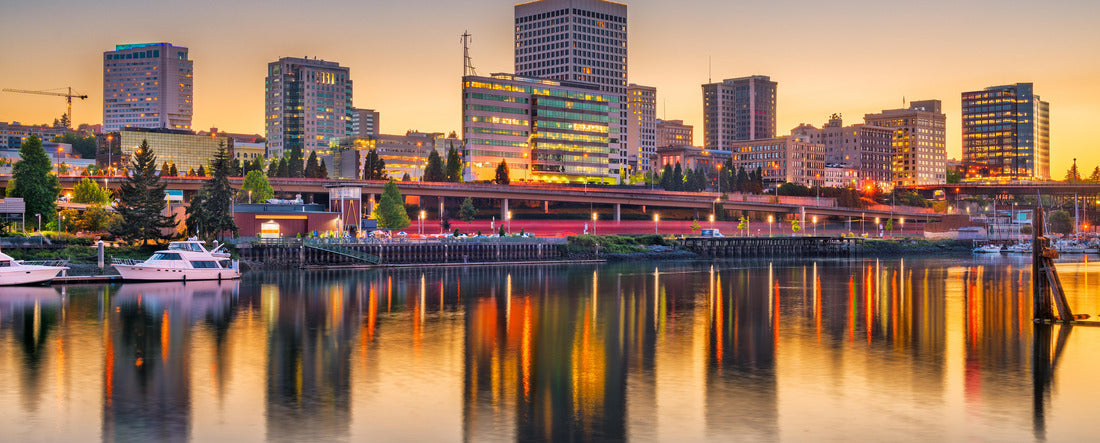 Tacoma, Washington, USA downtown skyline at dusk on Commencement Bay 2000pc Panoramic Puzzle