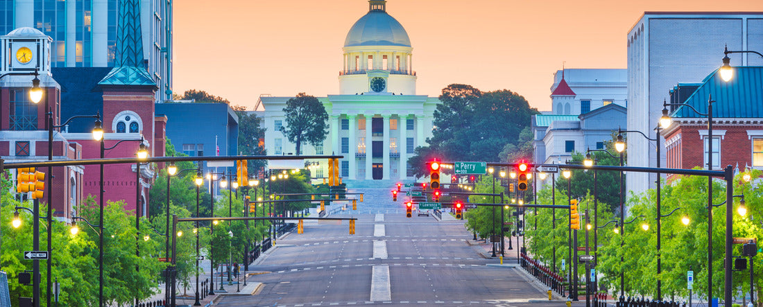 Montgomery, Alabama, USA with the State Capitol and cityscape at dawn 2000pc Panoramic Puzzle
