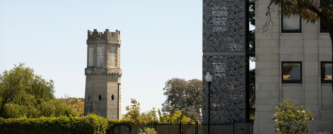 Daytime view of the historic city center of Fairfield, California, USA 2000pc Panoramic Puzzle
