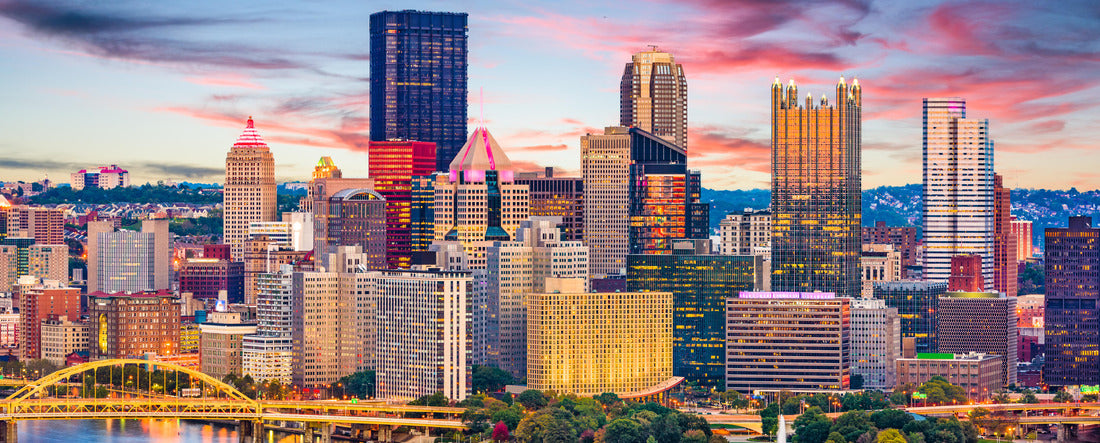 Pittsburgh, Pennsylvania, USA downtown city skyline on the rivers at dusk 2000pc Panoramic Puzzle