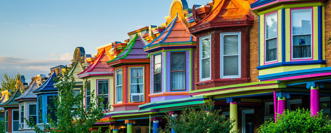 Colorful row houses on Guilford Avenue, in Charles Village, Baltimore, Maryland 2000pc Panoramic Puzzle
