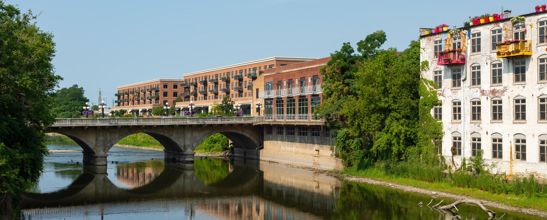 Looking down the Fox River on a beautiful Summer morning. Aurora, Illinois, USA 2000pc Panoramic Puzzle
