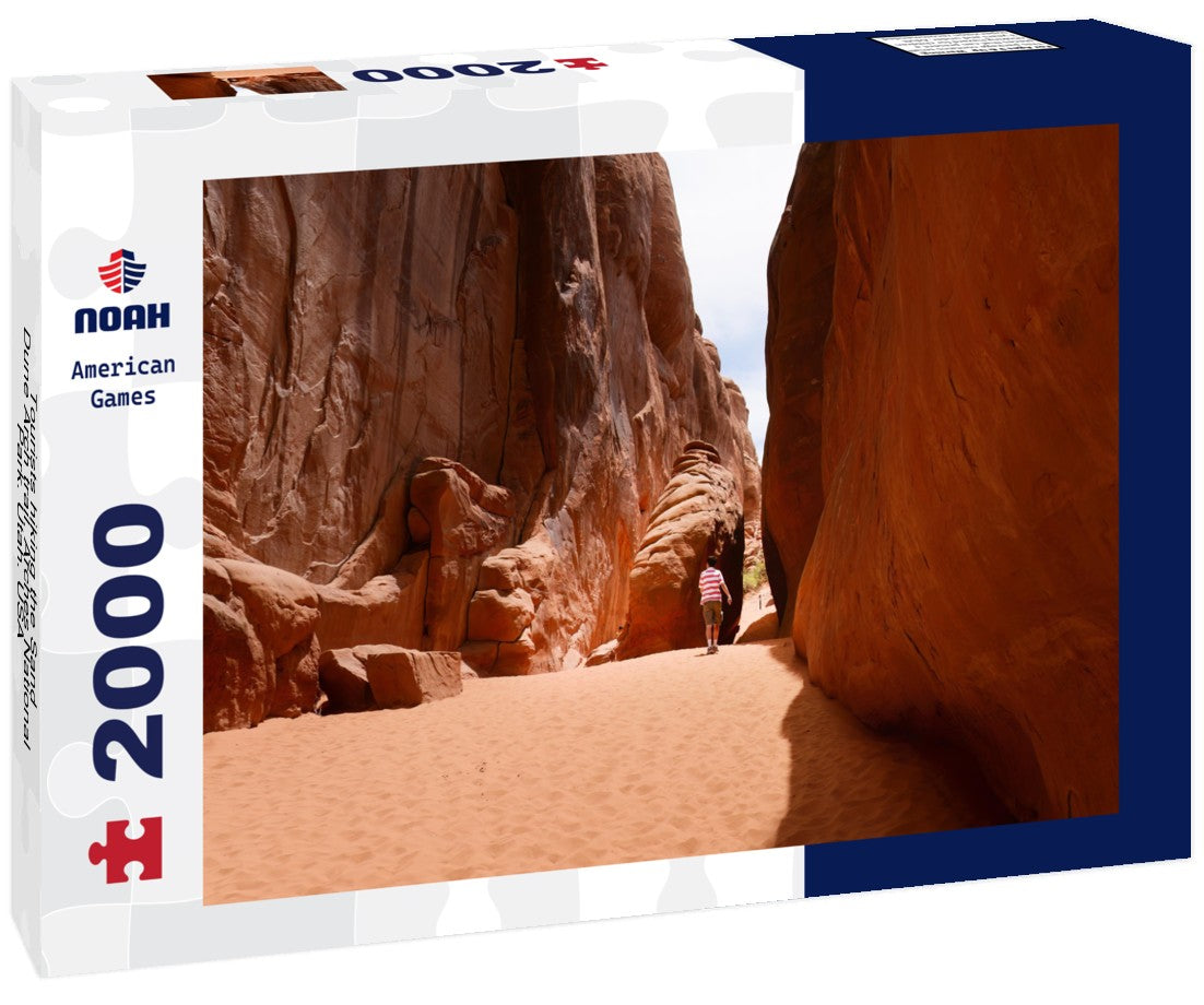 Noah Jigsaw Puzzle Tourists hiking the Sand Dune Arch trail. Arches National Park. Utah. USA 2000 pieces