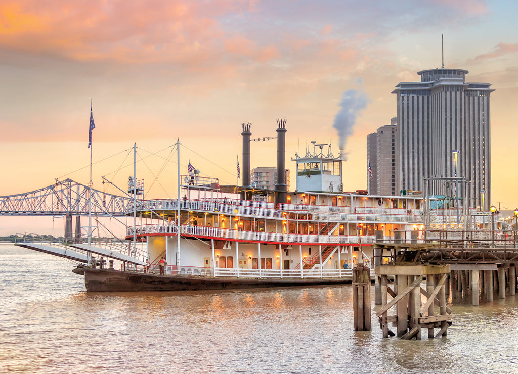 New Orleans paddle steamer in Mississippi river in New Orleans, Louisiana