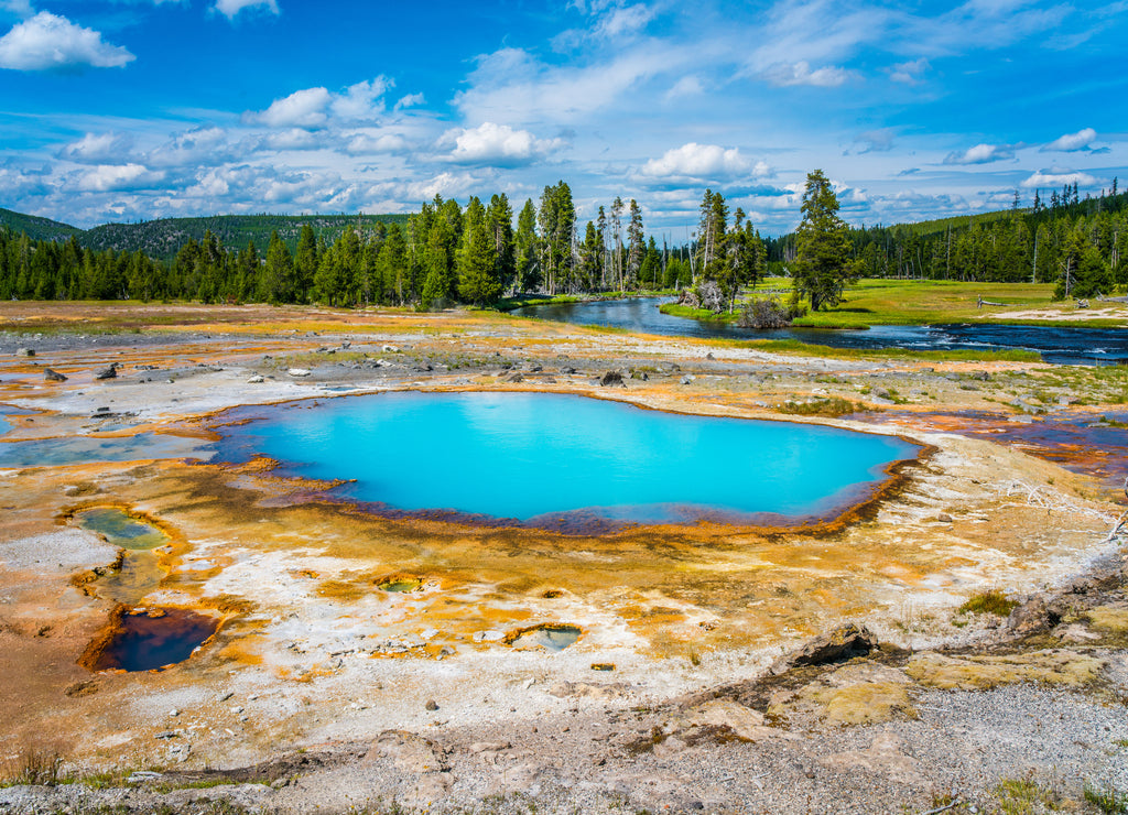 The colorful hot spring pools in Yellowstone National Park, Wyoming