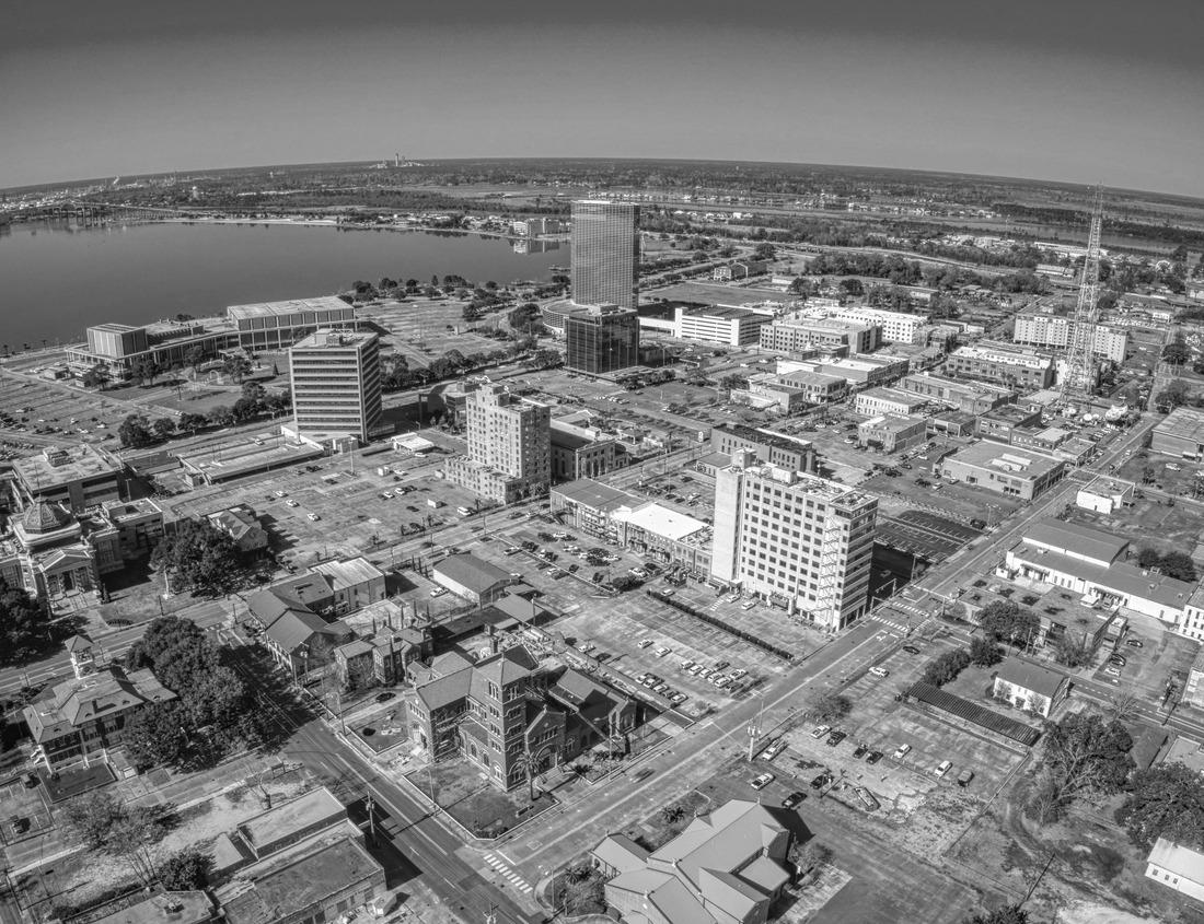 Noah Jigsaw Puzzle London Trafalgar Square lion and Big Ben tower at background in black white 1000 pieces